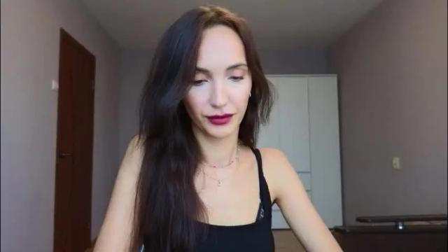 Image 4 of lillian_clark7 Stream on Chaturbate on 29 days ago
