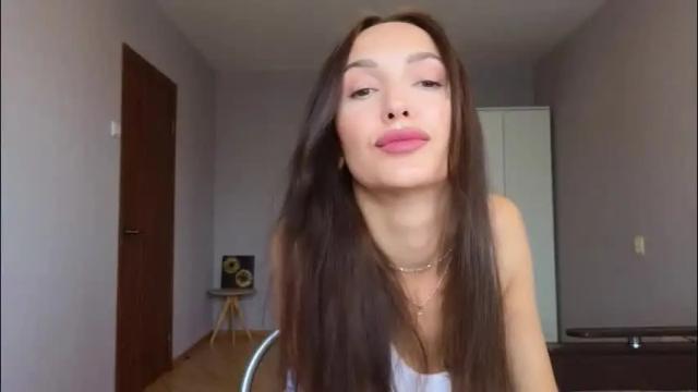 Image 3 of lillian_clark7 Stream on Chaturbate on 26 days ago