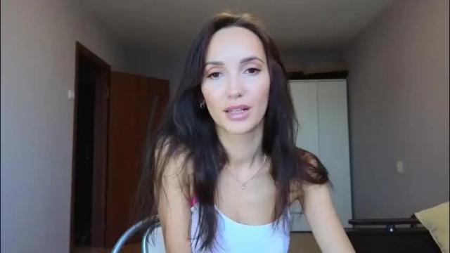 Image 8 of lillian_clark7 Stream on Chaturbate on 4 days ago