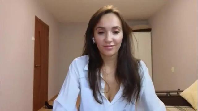 Image 3 of lillian_clark7 Stream on Chaturbate on 2 days ago