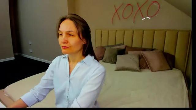 Image 11 of lillian_white1 Stream on Chaturbate on 13 days ago