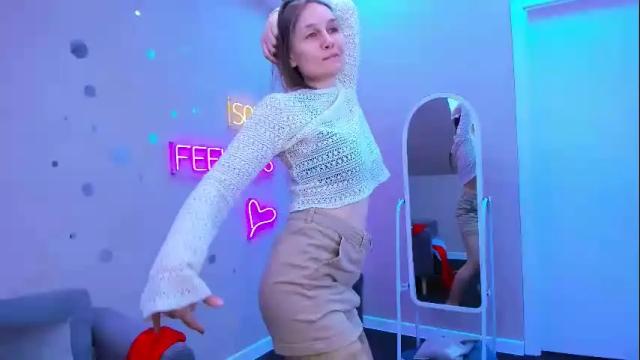 Image 6 of lillian_white1 Stream on Chaturbate on 1 month ago