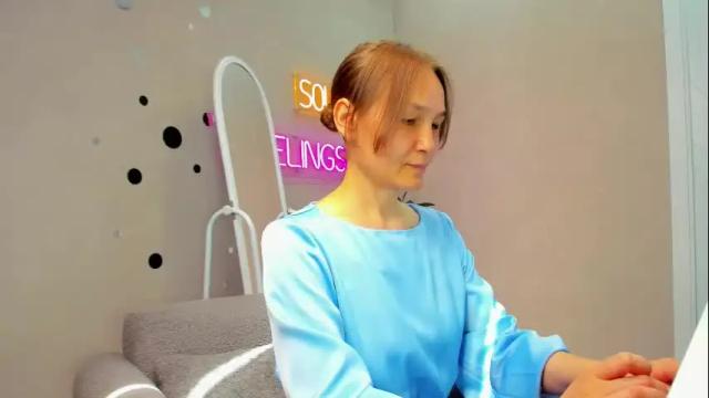 Image 4 of lillian_white1 Stream on Chaturbate on 1 month ago