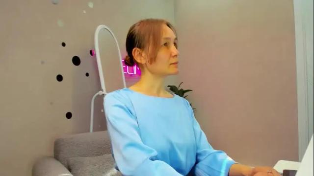 Image 6 of lillian_white1 Stream on Chaturbate on 1 month ago
