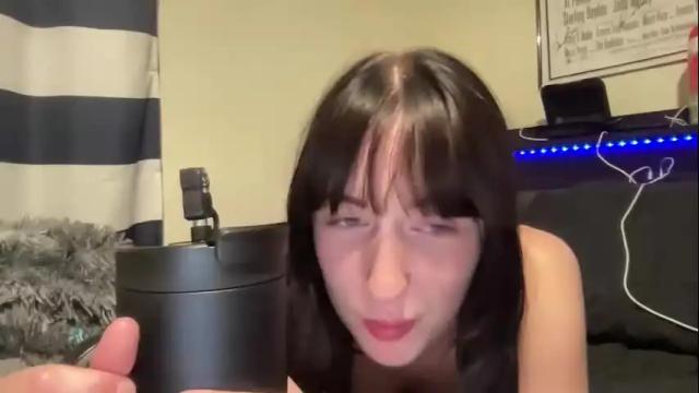 Image 6 of lilliana_444 Stream on Chaturbate on 19 days ago