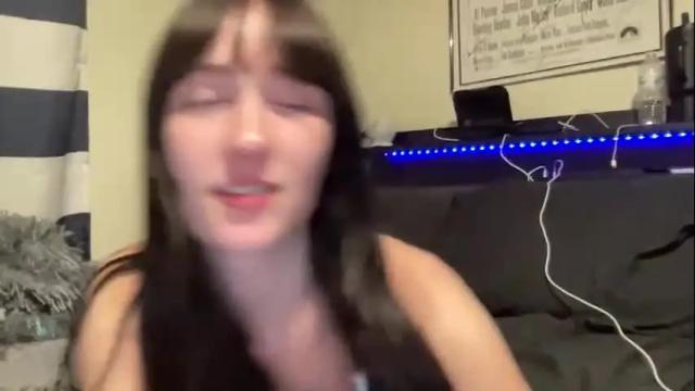 Image 7 of lilliana_444 Stream on Chaturbate on 19 days ago