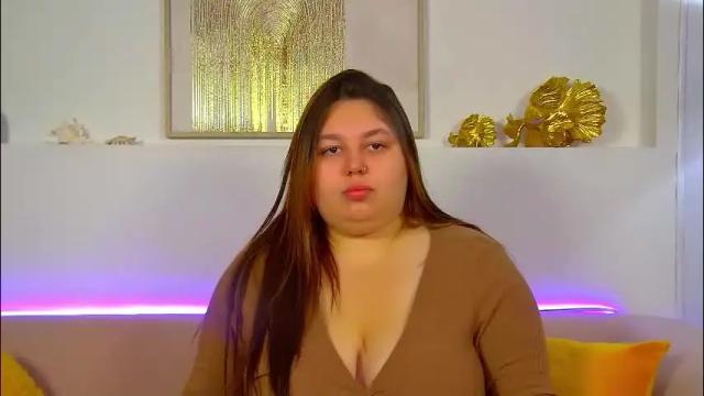 Image 2 of lillianhaig Stream on Chaturbate on 1 month ago