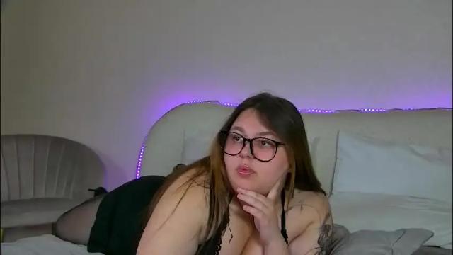 Image 8 of lillianhaig Stream on Chaturbate on 1 month ago