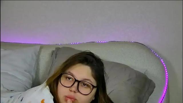Image 6 of lillianhaig Stream on Chaturbate on 1 month ago