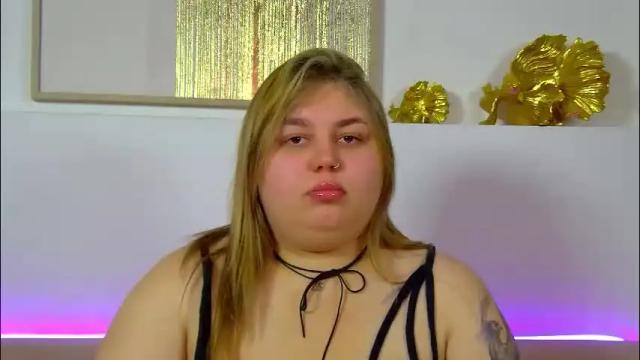 Image 12 of lillianhaig Stream on Chaturbate on 2 months ago