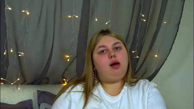 Thumbnail 3, lillianhaig's Stream at Chaturbate, 1 month ago