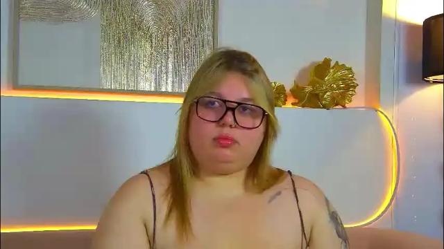 Thumbnail 1, lillianhaig's Stream at Chaturbate, 24 days ago