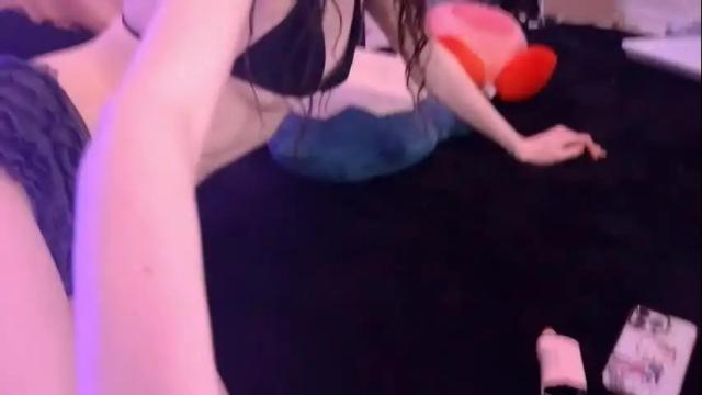 Image 3 of lillith_xoxo Stream on Chaturbate on 1 month ago