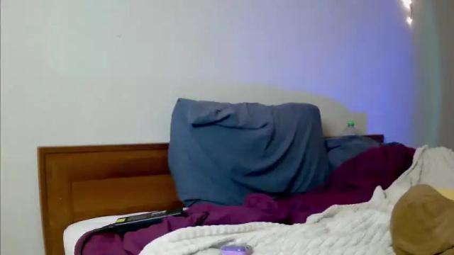 Image 10 of lilllylovyou Stream on Chaturbate on 19 months ago