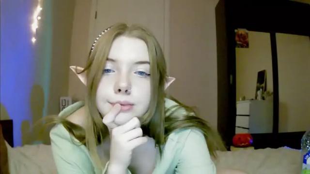 Image 11 of lilllylovyou Stream on Chaturbate on 19 months ago