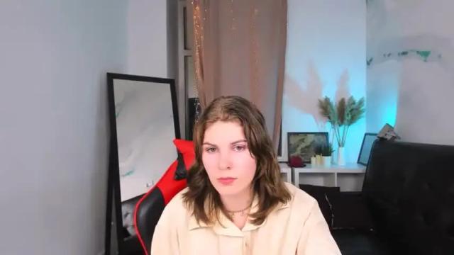 Image 4 of lillu_bb Stream on Chaturbate on 19 months ago