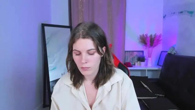 Image 4 of lillu_bb Stream on Chaturbate on 19 months ago
