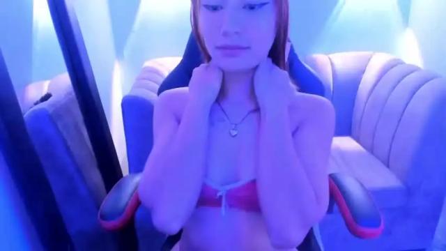 Image 12 of lilly_diamonds Stream on Chaturbate on 18 months ago