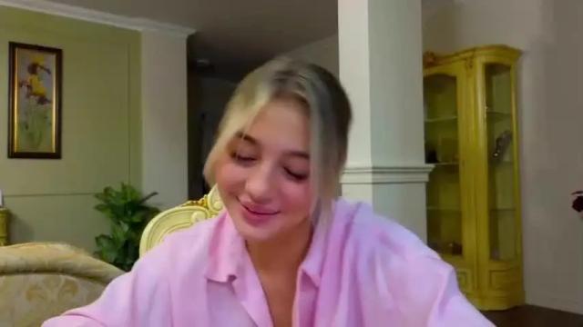 Thumbnail 1, lilly_mattsson's Stream at Chaturbate, 27 months ago