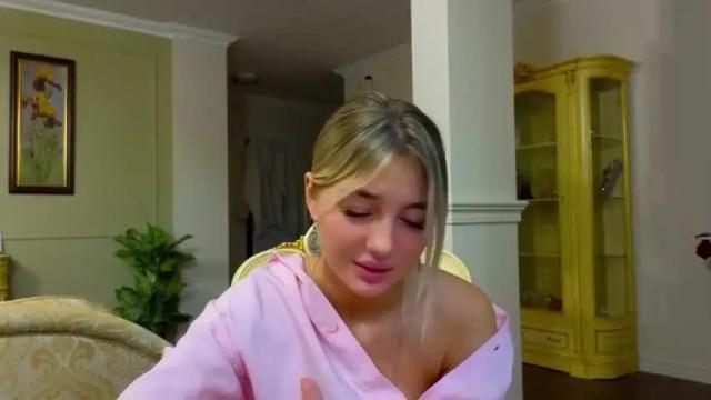 Image 6 of lilly_mattsson Stream on Chaturbate on 16 months ago