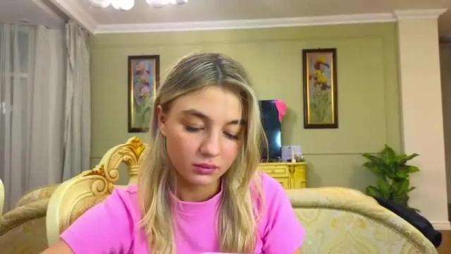 Thumbnail 3, lilly_mattsson's Stream at Chaturbate, 27 months ago