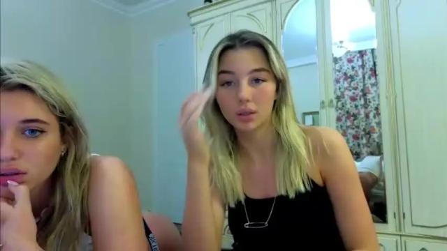 Image 6 of lilly_mattsson Stream on Chaturbate on 26 months ago