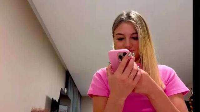 Thumbnail 3, lilly_mattsson's Stream at Chaturbate, 26 months ago