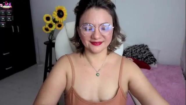 Thumbnail 1, lilly_milf's Stream at Chaturbate, 1 month ago