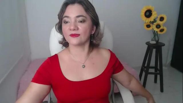 Image 6 of lilly_milf Stream on Chaturbate on 1 month ago