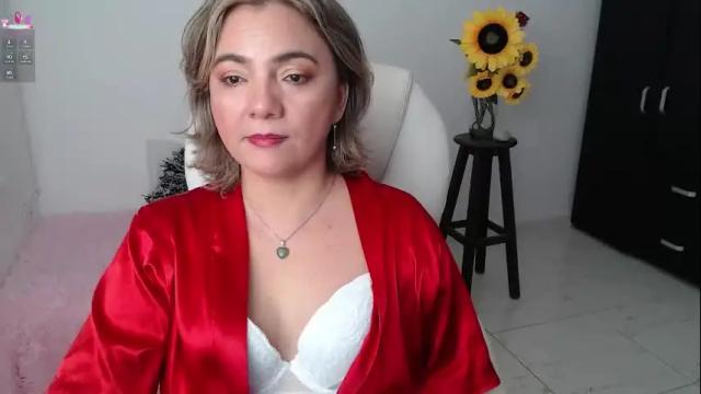 Image 12 of lilly_milf Stream on Chaturbate on 13 days ago