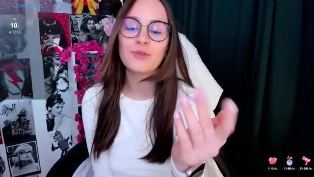 Image 11 of lilly_soulmate Stream on Chaturbate on 1 month ago