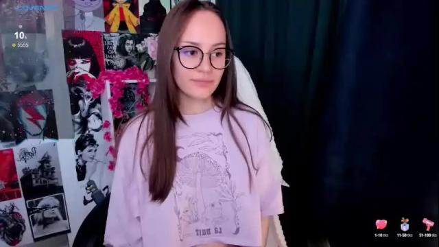 Image 11 of lilly_soulmate Stream on Chaturbate on 1 month ago
