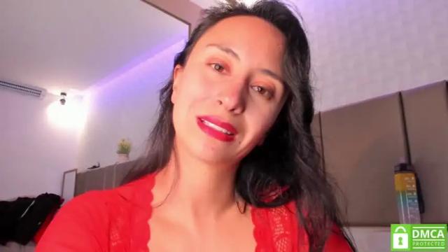 Image 10 of lillyblu Stream on Chaturbate on 18 months ago