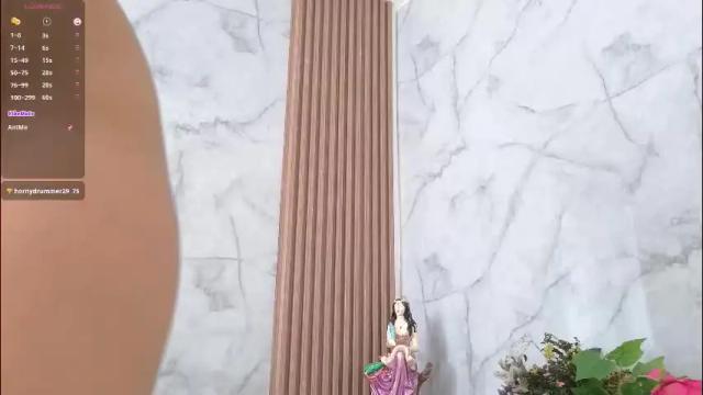 Image 10 of lillyblu Stream on Chaturbate on 5 months ago