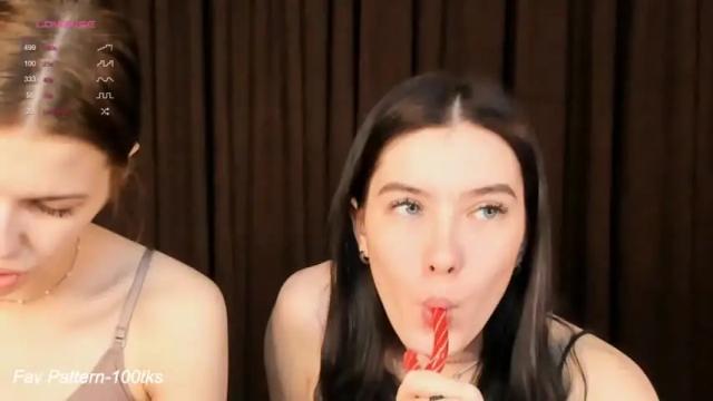 Image 4 of lillycaitlin Stream on Chaturbate on 18 months ago