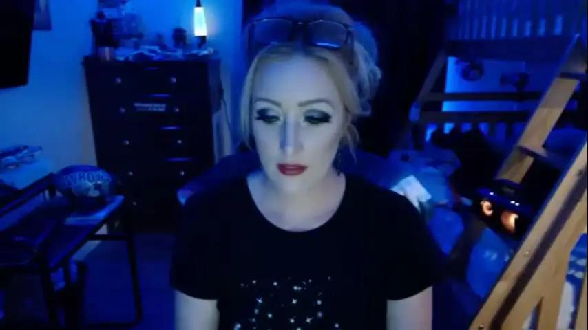 lillydawn Chaturbate