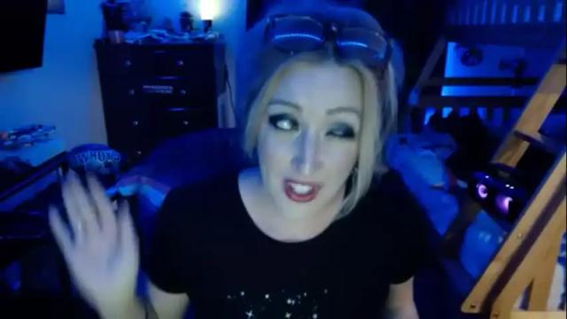 Image 10 of lillydawn Stream on Chaturbate on 28 months ago