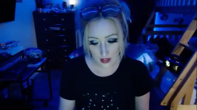 Thumbnail 2, lillydawn's Stream at Chaturbate, 20 months ago