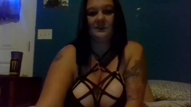 Image 10 of lillyrose198888 Stream on Chaturbate on 20 months ago