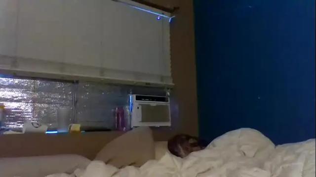 Image 7 of lillyrose198888 Stream on Chaturbate on 16 months ago