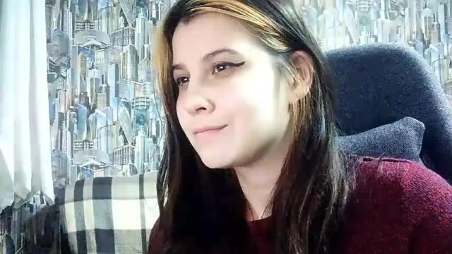 Image 12 of lillyseraphim Stream on Chaturbate on 18 months ago