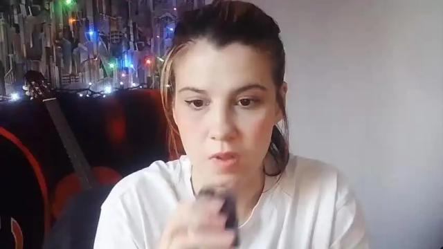 Image 6 of lillyseraphim Stream on Chaturbate on 17 months ago