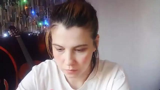 Image 7 of lillyseraphim Stream on Chaturbate on 17 months ago