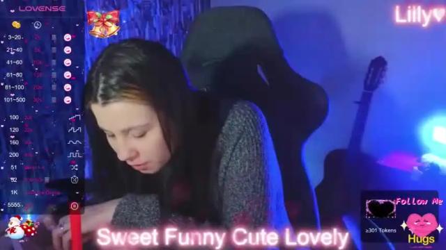 Image 2 of lillyseraphim Stream on Chaturbate on 17 months ago
