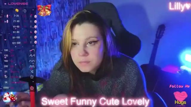 Image 6 of lillyseraphim Stream on Chaturbate on 17 months ago