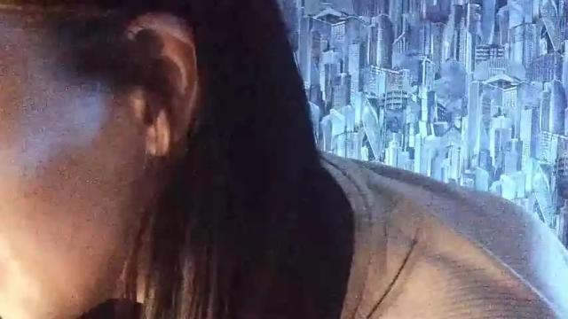 Image 11 of lillyseraphim Stream on Chaturbate on 16 months ago