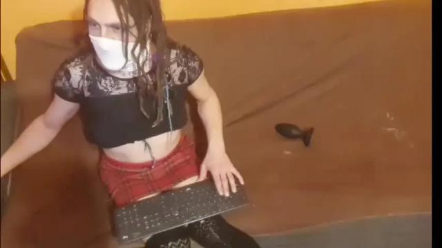 Image 2 of lillysissi Stream on Chaturbate on 2 months ago
