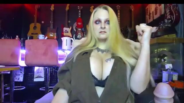 Image 2 of lillyth Stream on Chaturbate on 7 days ago