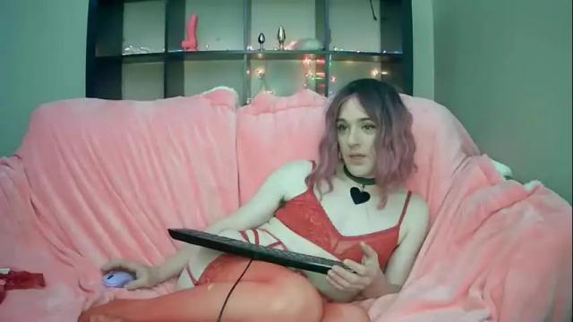 Image 10 of lillyvtrap Stream on Chaturbate on 19 days ago