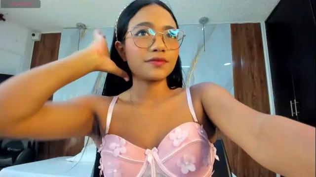 Image 7 of lillyy16 Stream on Chaturbate on 27 days ago